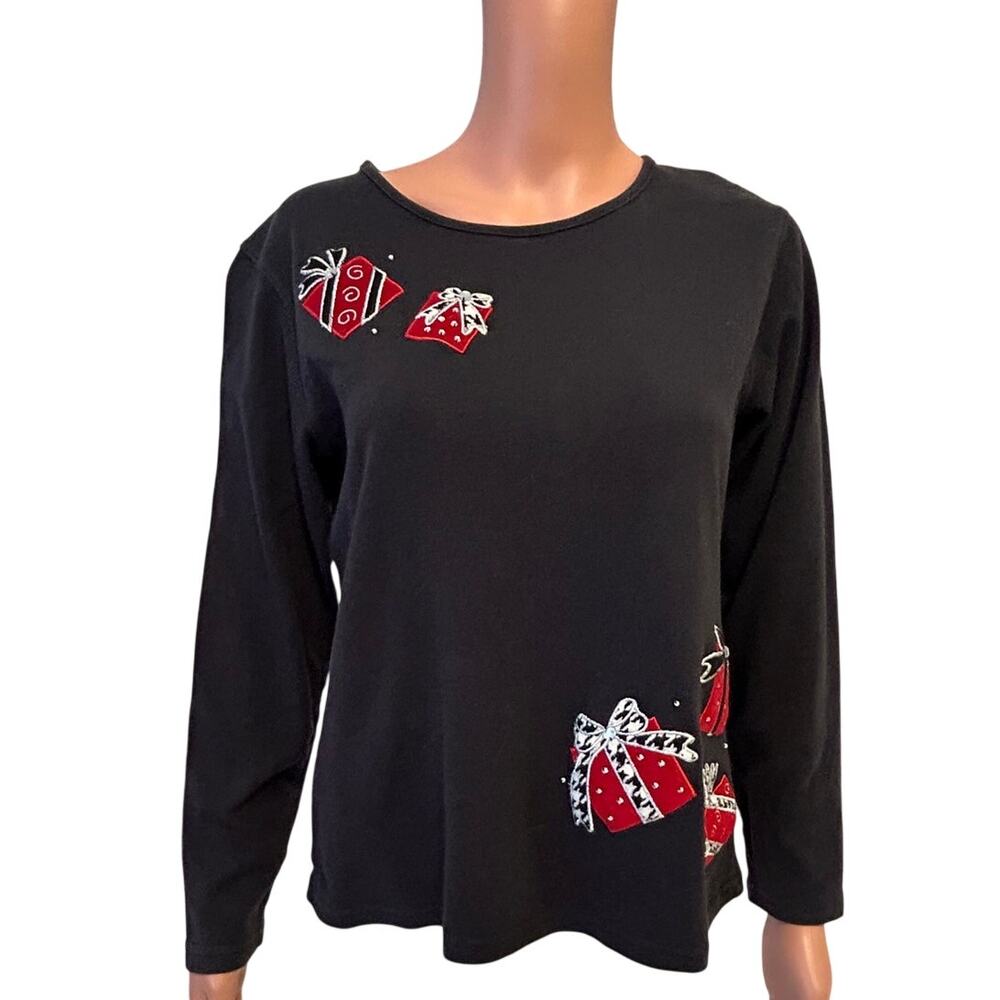 Peanut Butter & Jelly long sleeve Christmas top red & white presents sz Medium